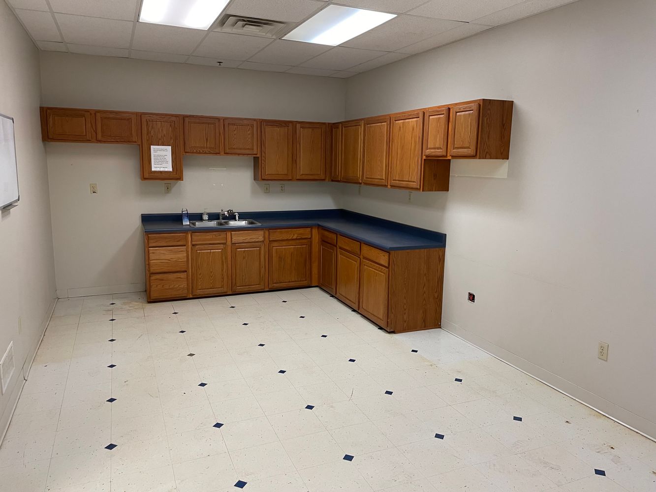 2906 W Clark Rd, Champaign, IL 61822